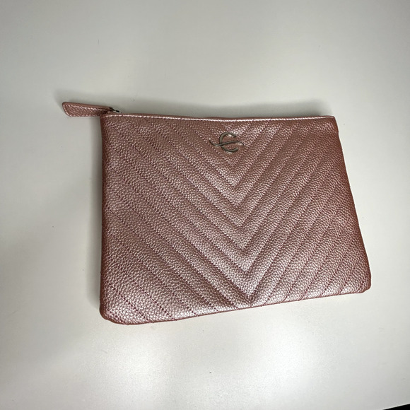 Chaviv by Violet Teriti Chic Metallic Pink Clutch Zip Close Chevron Design Purse - Picture 2 of 9